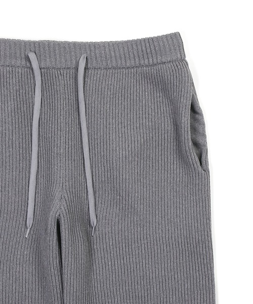 The DUFFER of ST.GEORGE(ザダファーオブセントジョージ)の「5G RIB KNIT EASY PANTS:5ゲージ リブニット イージーパンツ / 畦編み / ストレッチニット / レギュラーフィット ストレート(その他パンツ・メンズ・グレー/ブラック・X-LARGE/LARGE/MEDIUM)」の17枚目の写真