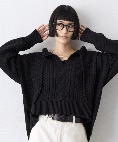 CIAOPANIC TYPY(チャオパニックティピー)の「∴衿フリルスキッパーケーブルニット(ニット/セーター・レディース・ブラック/アイボリー/バイオレット・ONE SIZE)」の4枚目の写真