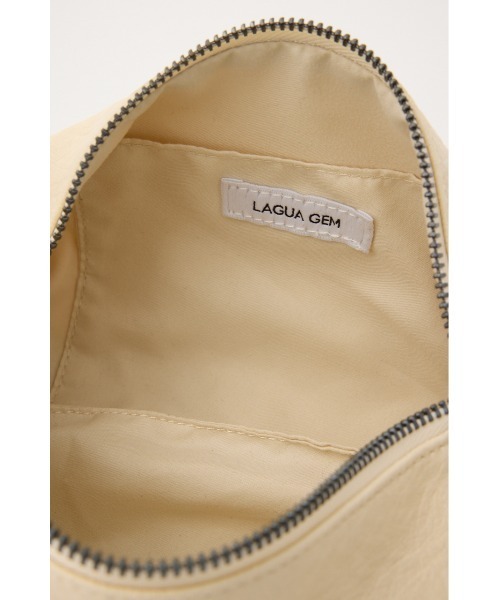 LAGUA GEM(ラグアジェム)の「FAUX LEATHER FRINGE バッグ(ショルダーバッグ・レディース・オフホワイト/ブラック・FREE)」の13枚目の写真