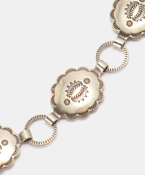 FRAMeWORK(フレームワーク)の「SUNWEST SILVER CONCHO BELT SMALL(ベルト・レディース・シルバー・FREE)」の4枚目の写真