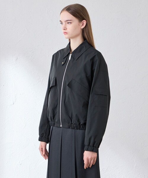 MACKINTOSH LONDON(マッキントッシュ ロンドン)の「ピーチツイルステンカラーブルゾン(ブルゾン・レディース・カーキ/ブラック・38)」の8枚目の写真