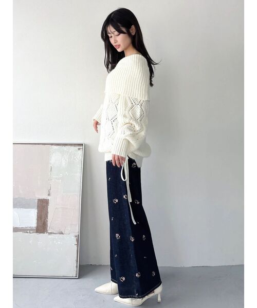 dazzlin(ダズリン)の「リトルフラワー刺繍デニム(デニムパンツ・レディース・ブルー/インディゴブルー・MEDIUM/SMALL)」の5枚目の写真