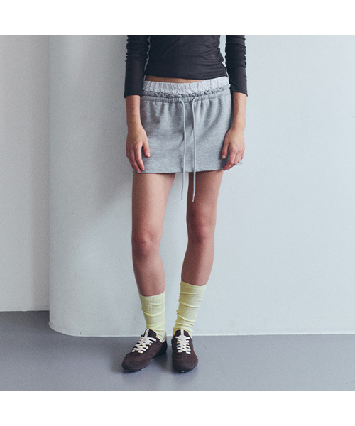 ROLAROLA(ロラロラ)の「NUBASIC サギング スウェット ミニスカート メランジグレー(スカート・レディース・ヘザーグレー・SMALL/MEDIUM)」の1枚目の写真