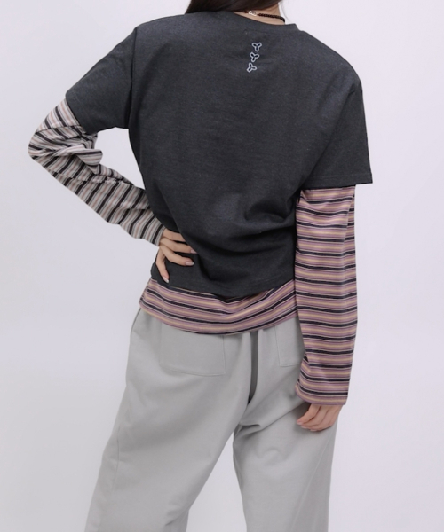 OGI(オギ)の「OGI アミュレット バックグラフィック クロップドTシャツ グレー(Tシャツ/カットソー・レディース・その他・FREE)」の4枚目の写真