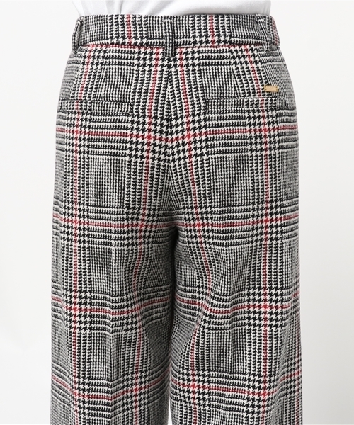 BLUE LABEL CRESTBRIDGE(ブルーレーベルクレストブリッジ)の「グレンチェックツイード ワイドパンツ(その他パンツ・レディース・グレー/ブラック・38/36)」の7枚目の写真