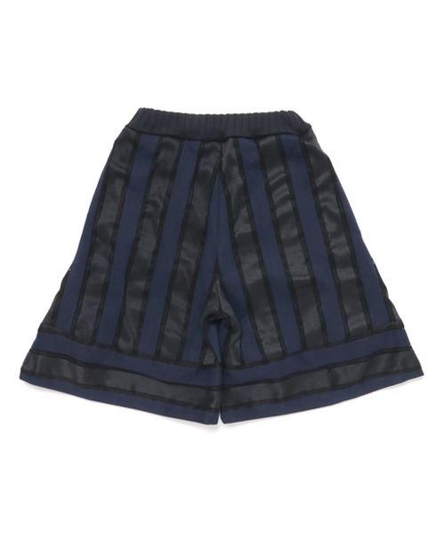 CHUBBYGANG(チャビーギャング)の「ボーダーラッセルワイドパンツ(その他パンツ・キッズ・ブラック/オフホワイト・130/160/140/150/110/120/100)」の3枚目の写真