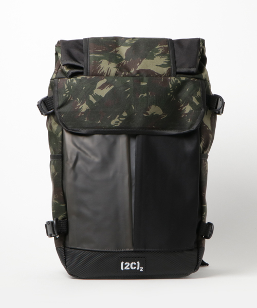 ONE DAY KMC (ワンデイケーエムシー)の「(2C)2/Rollyop Pro 22,5L(バックパック/リュック・メンズ・カモフラージュ/グレー・ONESIZE)」の2枚目の写真