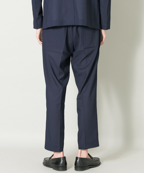 URBAN RESEARCH（アーバンリサーチ）の「UR COOLDRYKARAMI イージートラウザー（その他パンツ・メンズ・ネイビー/グレー・MEDIUM/LARGE）」の5枚目の写真