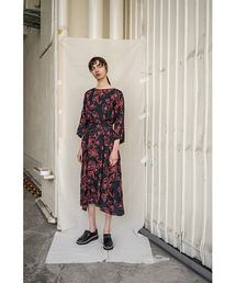 ZUCCa（ズッカ）の「S ラインフラワープリント（ワンピース