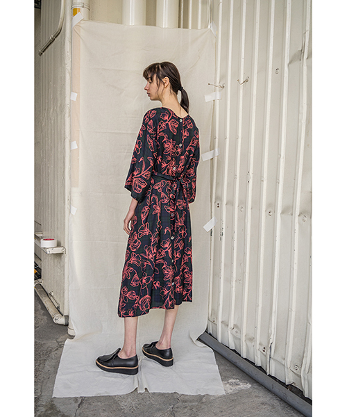 ZUCCa（ズッカ）の「S ラインフラワープリント（ワンピース