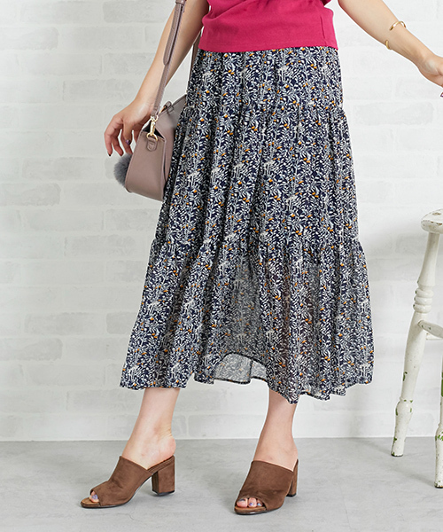 N.（N. Natural Beauty Basic）（エヌエヌナチュラルビューティーベーシック）の「フラワーティアードマキシスカート（スカート・レディース・イエロー系その他/ダークネイビー・MEDIUM）」の2枚目の写真