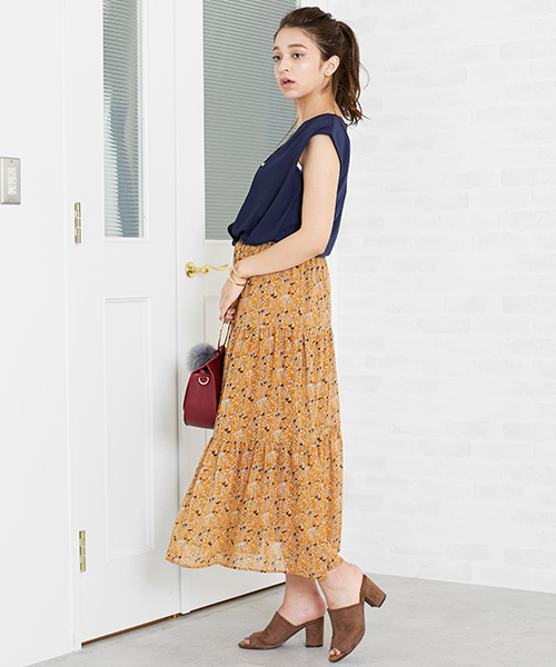 N.（N. Natural Beauty Basic）（エヌエヌナチュラルビューティーベーシック）の「フラワーティアードマキシスカート（スカート・レディース・イエロー系その他/ダークネイビー・MEDIUM）」の12枚目の写真