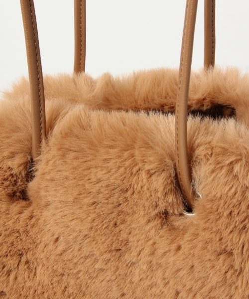 GLOBAL WORK（グローバルワーク）の「2WAYファーキンチャクBAG/772075（ショルダーバッグ・レディース・ベージュ/グレー/ブラック/ホワイト系その他/ブラック系その他・FREE）」の9枚目の写真