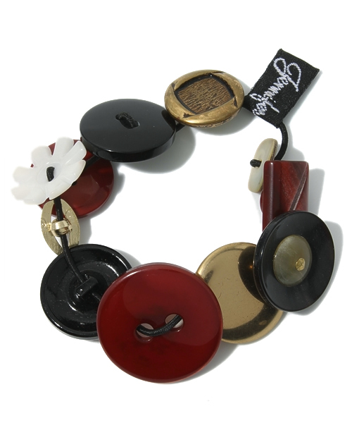 NANO universe(ナノユニバース)の「【JENNFER OUELLTTE】LBOD/ボタンヘアゴム(ヘアゴム・レディース・ブラック/ブラウン・FREE)」の2枚目の写真