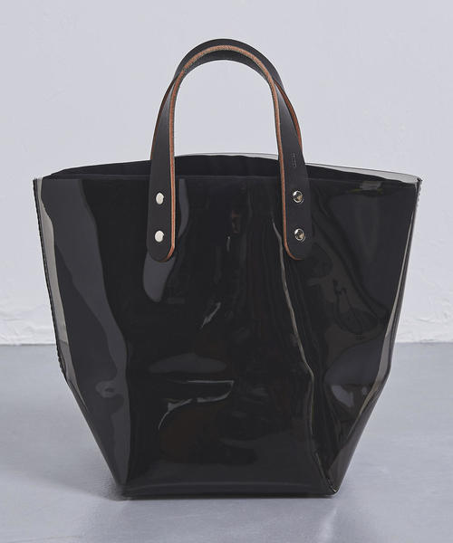 UNITED ARROWS（ユナイテッドアローズ）の「＜TEMBEA（テンベア）＞PVC  DELIVERY トートバッグ S†（トートバッグ・レディース・ホワイト/ケリー/ブラック・FREE）」の6枚目の写真