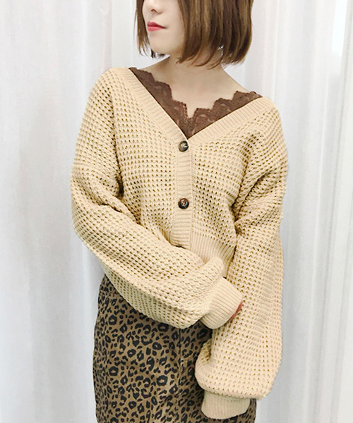 apres jour(アプレジュール)の「ワッフルVネックカーディガン【ZOZOTOWN限定アイテム】(カーディガン/ボレロ・レディース・ダークオレンジ/アイボリー/ベージュ/ブラウン/ミント/クリーム/ラベンダー・フリー)」の12枚目の写真