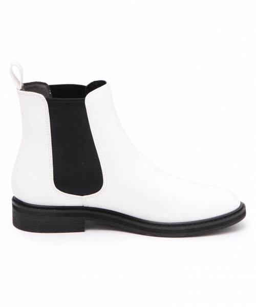 LOWRYS FARM（ローリーズファーム）の「サイドゴアブーツ　806804（ブーツ・レディース・オフホワイト/ブラック/ブラウン/ブラック系その他/アイボリー/ブラック系その他2/ブラック系その他3/ブラウン系その他・SMALL/MEDIUM/LARGE/X-LARGE）」の10枚目の写真