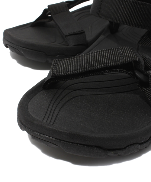 SHIPS（シップス）の「TEVA: HURRICANE XLT モデル（サンダル・メンズ・ブラック/レッド・27/26/25/28）」の8枚目の写真