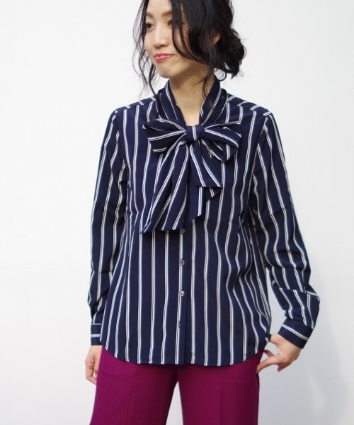 NARACAMICIE（ナラカミーチェ）の「ストライプボウタイ長袖ブラウス（シャツ/ブラウス・レディース・ブラック/ネイビー・SMALL/MEDIUM/LARGE）」の7枚目の写真