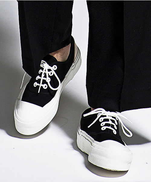 banal chic bizarre（バナルシックビザール）の「4.0 PLATFORM SNEAKER　◆（スニーカー・メンズ・ホワイト/ブラック×ブラック/ブラック×ホワイト・22.5cm/23.5cm/24.5cm/25.5cm/26.0cm/27.0cm）」の2枚目の写真