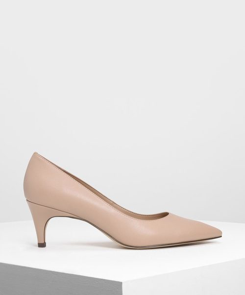 CHARLES & KEITH(チャールズ & キース)の「クラシック キトゥンパンプス / Classic Kitten Pumps(パンプス・レディース・ブラック/アイボリー/ライトアッシュグレー・22cm/22.5cm/23cm/23.5cm/24.5cm/25cm/25.5cm)」の3枚目の写真