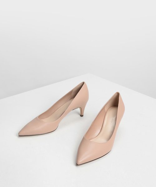 CHARLES & KEITH(チャールズ & キース)の「クラシック キトゥンパンプス / Classic Kitten Pumps(パンプス・レディース・ブラック/アイボリー/ライトアッシュグレー・22cm/22.5cm/23cm/23.5cm/24.5cm/25cm/25.5cm)」の14枚目の写真