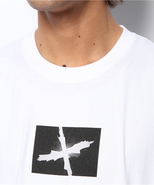 BEAMS T（ビームスティー）の「DUMB / LUI ARAKI（Tシャツ