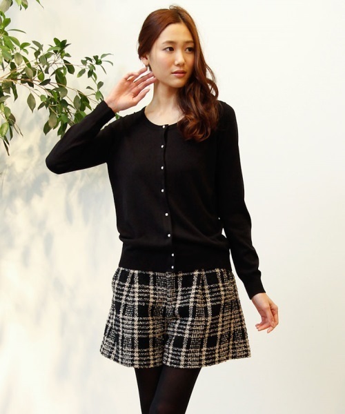 VIS(ビス)の「ループツイードショートパンツ(その他パンツ・レディース・ベージュ/ブラック系その他/グレー・MEDIUM/SMALL)」の2枚目の写真