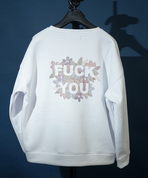 MEMENTISM（メメントイズム）の「裏起毛オーバーサイズプルオーバースウェットトレーナー　ユニセックス（スウェット・メンズ・ホワイト/ブラック/グレー/チャコール/ベージュ/ネイビー/パープル/ライトピンク/レッド/ワイン/オレンジ/グレー系その他2/ブラック系その他2/ホワイト系その他2/レッド系その他2/ピンク系その他2/ブルー系その他2/パープル系その他2/オレンジ系その他2/その他1/ホワイト系その他3/レッド系その他5/オレンジ系その他3/オレンジ系その他4/その他2/グレー系その他3/レッド系その他4/レッド系その他3/ピンク系その他4/ピンク系その他3/レッド系その他/オレンジ系その他/ピンク系その他/グレー系その他4/パープル系その他3/パープル系その他4/ブルー系その他5/ブルー系その他3/ブラック系その他4/ブラック系その他3/ホワイト系その他4/ベージュ系その他/ホワイト系その他/ブルー系その他/ブラック系その他/グレー系その他/パープル系その他/その他3/その他/グレー系その他6/クリーム/B/C/ブラック×ピンク/グレー×サックスブルー/グレー系その他5/ブラック×ブルー/ダークグリーン/レディッシュグレー/ヘザーグレー/サンドベージュ/カーキ/杢グレー/ライトベージュ/ブラウン系その他6/グリーン系その他4/ラベンダー/エメラルド/アーミー/アッシュグレー/ライトパープル/ブラウン系その他5/オートミール/ブルーグラス/ミント/ブラウン系その他2/オリーブドラブ/ブルー系その他7/ウィート/オリーブ/ホワイト×ブルー/ブラウン系その他3/ダークブルー/ライトグリーン/ライラック/グレイッシュブルー/グリーン系その他3/ライトグレー/パープル系その他6/ブラウン系その他4/ライトアッシュグレー/ベージュ系その他5/ミックスグレー/パープル系その他5/タン/White/ダークカーキ/トップグレー/グレー×ホワイト/モカ/A/レッドパープル/グリーン×ピンク/グレー×ピンク/チョコ/クリアグリーン/霜降りグレー/ホワイト×ピンク/ダークオリーブ/Black/ベージュ系その他2/チャコールグレー×ブラック/LT.Gray/セージグリーン/ホワイト系その他7/ベージュ×ブラック/プラム/ケリー/ブラック×ブラック/ブラック×グリーン/ブラック系その他6/ブラックミックス/ブラック系その他5/バイオレット/その他4/ブルーグレー/ライム/ベージュ系その他6/ブラック×レッド/モスグリーン/ライトブルーグレー/グレー系その他7/ホワイト×ブラック/ライトグレー系1/ライトグレー系6/ライトグレー系7/その他14/ライトグレー系/ライトグレー系4/その他10/その他12/ホワイト系4/ホワイト系1/ホワイト系3/ホワイト系7/その他11/ホワイト系6/ホワイト系5/その他16/ホワイト系9/ホワイト系8/ベージュ系8/その他18/その他19/ライトグリーン系2/ライトグリーン系1/ライトグリーン系/ライトグリーン系5/ライトグリーン系4/ライトグリーン系3/その他15/ライトグリーン系7/ネイビー系1/ネイビー系/ライトグリーン系8/ベージュ系5/ブルー系9/ネイビー系2/その他17/ブラック系/ブラック系3/ブラック系6/ベージュ系6/ベージュ系9/グレー系3/グレー系6/ライトグリーン系6/ライトグリーン系9/ホワイト系2/ライトグレー系2/ライトグレー系5/グレー系/ライトグレー系9/グレー系9/ブルー系1/ネイビー系5/ネイビー系8/その他13/ブラック系9/ライトグレー系8/グレー系4/グレー系2/グレー系7/グレー系1/グレー系5/ベージュ系2/ベージュ系/ベージュ系1/ブラック系4/グレー系8/ブラック系2/ブラック系1/ブラック系8/ブラック系7/ブラック系5/ライトグレー系3/ピンク系2/ピンク系7/ブルー系8/ピンク系6/ピンク系9/ピンク系5/ピンク系8/ブルー系2/ピンク系1/ピンク系4/ホワイト系/ベージュ系3/ブルー系4/ブルー系3/ベージュ系7/ベージュ系4/ネイビー系4/ネイビー系3/ブルー系/ネイビー系9/ネイビー系7/ブルー系7/ブルー系6/ピンク系3/ブルー系5/ネイビー系6・SMALL/MEDIUM/LARGE/X-LARGE/3/2/M size/L size）」の12枚目の写真