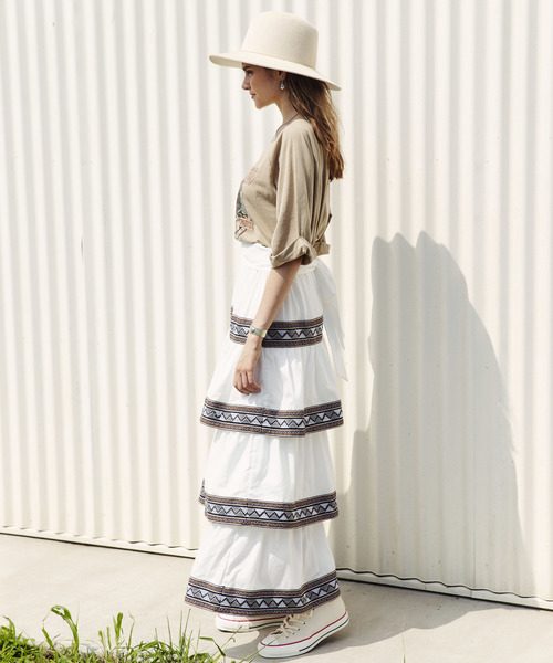 ALEXIA STAM（アリシアスタン）の「Tiered Maxi Skirt/マキシスカート（スカート・レディース・ホワイト/ブラウン/チャコール・FREE）」の11枚目の写真