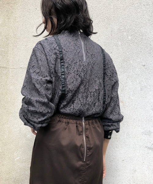 &g'aime（アンジェム）の「【&g'aime】レース×レザーブラウス（シャツ/ブラウス・レディース・チャコールグレー/ブラック/モカ・FREE）」の13枚目の写真