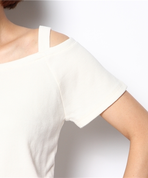 Chico（チコ）の「オフショルダーテレコT（Tシャツ/カットソー・レディース・ホワイト/ダークブルー/ネイビー/ワインレッド・FREE）」の8枚目の写真