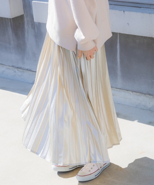 archives（アルシーヴ）の「グリッタープリーツスカート（スカート・レディース・ゴールド/ブラック/ブラウン/シルバーグレー・MEDIUM）」の15枚目の写真