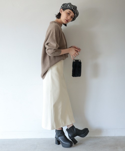 PAGEBOY（ページボーイ）の「FOXボトルネックプルオーバー（ニット/セーター・レディース・グレー/モカ/イエロー系その他・FREE）」の17枚目の写真