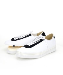 Johnny & Jessy（ジョニーアンドジェシー）の「レースアップスニーカー（スニーカー）」