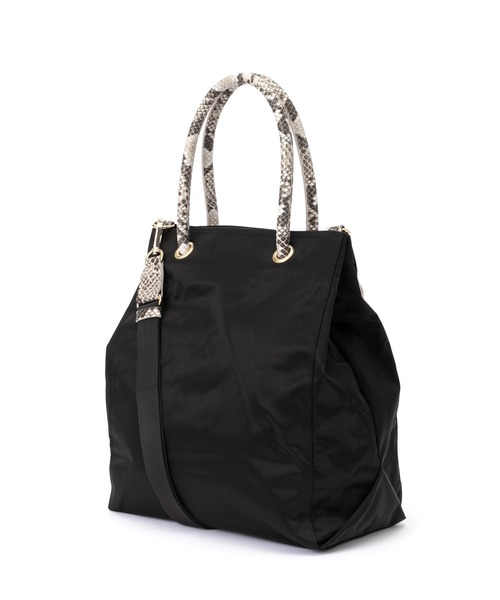 新品未使用 ラシット russet THE CLOUDSNYLON トートバッグ 新品未使用 ラシット russet THE CLOUDSNYLON トートバッグ THE