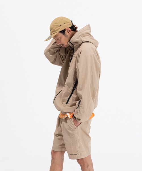 MAGIC NUMBER（マジック ナンバー）の「【MAGIC NUMBER】ESSENTIAL NYLON SHORTS（その他パンツ・メンズ・ベージュ/ブラック・30/34/32）」の6枚目の写真