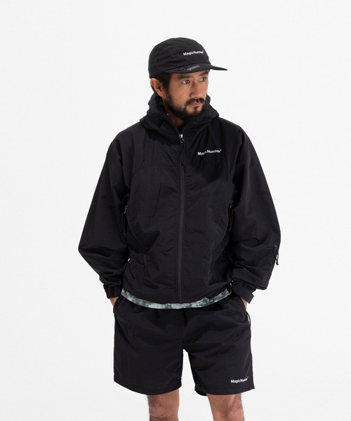 MAGIC NUMBER（マジック ナンバー）の「【MAGIC NUMBER】ESSENTIAL NYLON SHORTS（その他パンツ・メンズ・ベージュ/ブラック・30/34/32）」の10枚目の写真