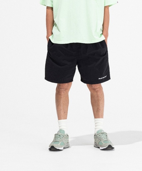 MAGIC NUMBER（マジック ナンバー）の「【MAGIC NUMBER】ESSENTIAL NYLON SHORTS（その他パンツ・メンズ・ベージュ/ブラック・30/34/32）」の22枚目の写真