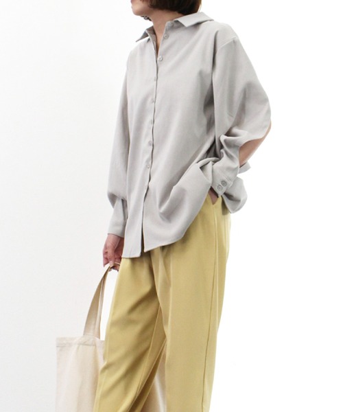 STYLEBLOCK(スタイルブロック)の「起毛スリットスリーブブラウス(シャツ/ブラウス・レディース・ピンク/ライトグレー/ライトベージュ/ブルー/グリーン系その他・M)」の2枚目の写真