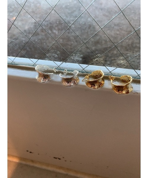 mou（モウ）の「S925 Rough pierce（ピアス（両耳用）・レディース・シルバー/ゴールド・FREE）」の9枚目の写真