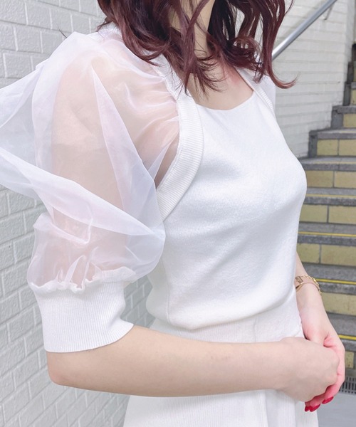 MIIA(ミーア)の「袖シアーニット(ニット/セーター・レディース・ブラック/ブルー/オフホワイト・FREE)」の1枚目の写真