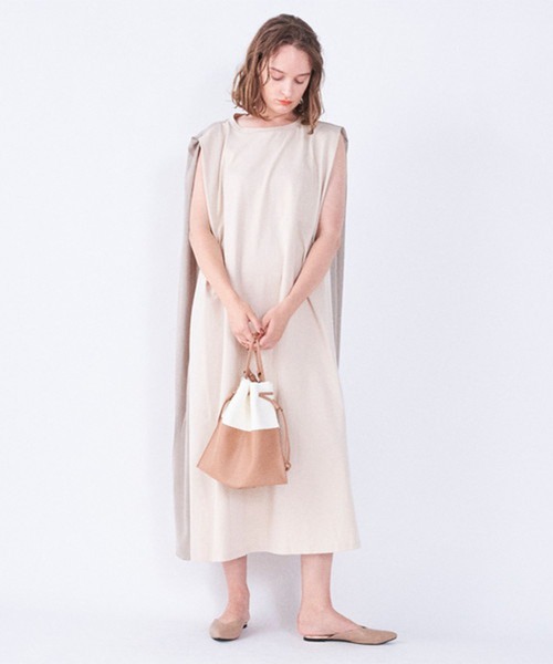 Laugoa（ラウゴア）の「【LAUGOA/ラウゴア】HOORN 巾着 ショルダーバッグ（ショルダーバッグ・レディース・ブラック/ベージュ/グレー/シルバー・FREE）」の14枚目の写真