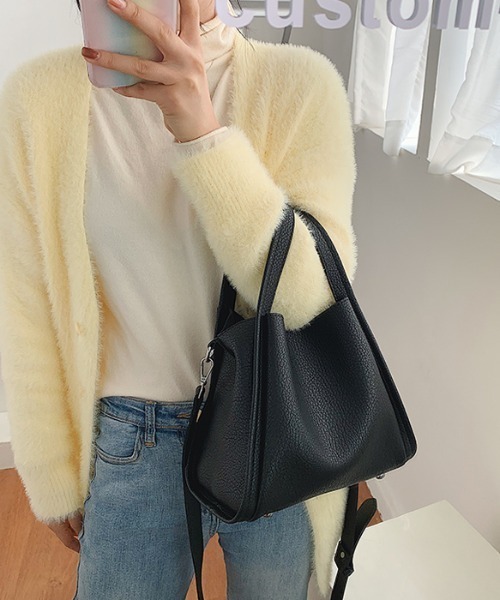 MKT(エムケーティー)の「スクエア エコレザーショルダーバッグ/ハンドバッグ(ショルダーバッグ・レディース・ブラック/ダークブラウン/ブラウン/アイボリー・FREE)」の5枚目の写真