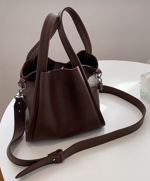 MKT(エムケーティー)の「スクエア エコレザーショルダーバッグ/ハンドバッグ(ショルダーバッグ・レディース・ブラック/ダークブラウン/ブラウン/アイボリー・FREE)」の8枚目の写真