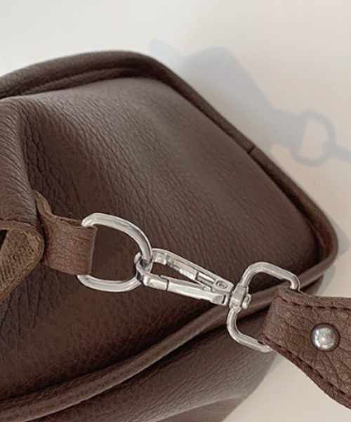 MKT(エムケーティー)の「スクエア エコレザーショルダーバッグ/ハンドバッグ(ショルダーバッグ・レディース・ブラック/ダークブラウン/ブラウン/アイボリー・FREE)」の13枚目の写真