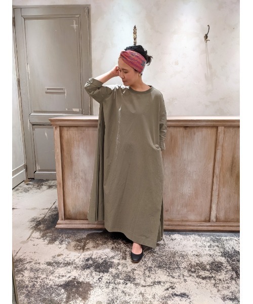 BEARDSLEY（ビアズリー）の「サイドボックスタックワンピース