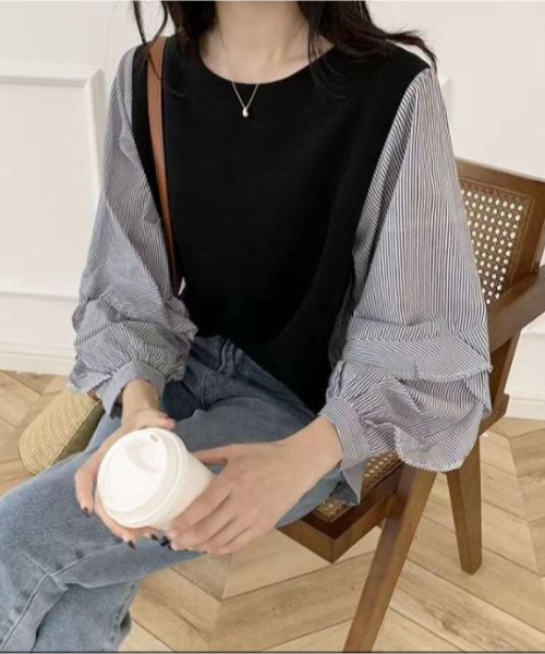 emi+（エミプラス）の「異素材ドッキングストライプシャツ/ブラウス（Tシャツ/カットソー・レディース・ブラック/ネイビー・FREE）」の6枚目の写真