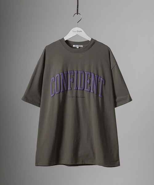 SlashDate（スラッシュデイト）の「発泡カレッジロゴプリントT