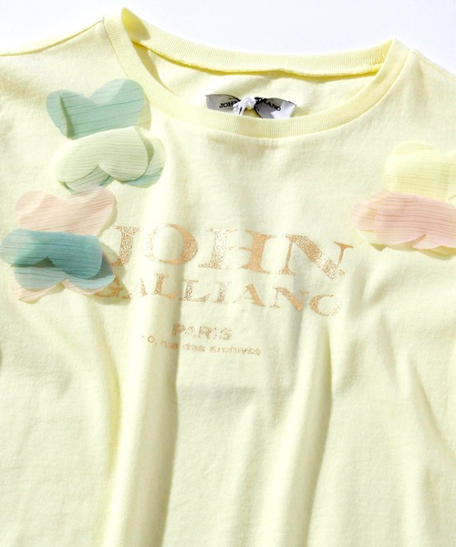 JOHN GALLIANO(ジョンガリアーノ)の「John Galliano(ジョン ガリアーノ)Kids & Junior プリント半袖Tシャツカットソー(Tシャツ/カットソー・キッズ・ピンク/ライトイエロー・14Y/12YEAR/6YEAR/8YEAR/10YEAR/16Y/4YEAR)」の4枚目の写真